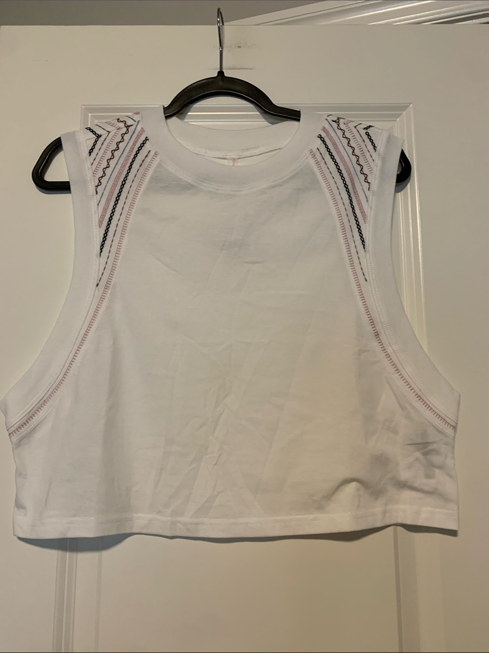Free People Movement White Tank w/embroidered shoulder detail, Sz M, NWT